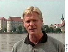 Michael Holmes