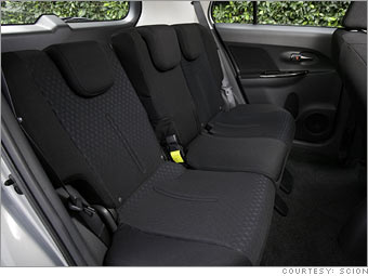 cars with spacious back seats